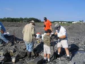 Dry Dredgers Working their Site on Saturday.jpg